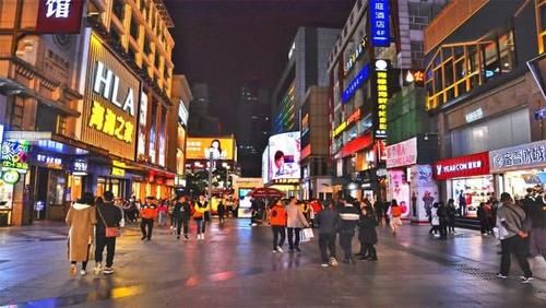  【重庆】成都春熙路和重庆解放碑，谁才是西部第一商业圈？你更