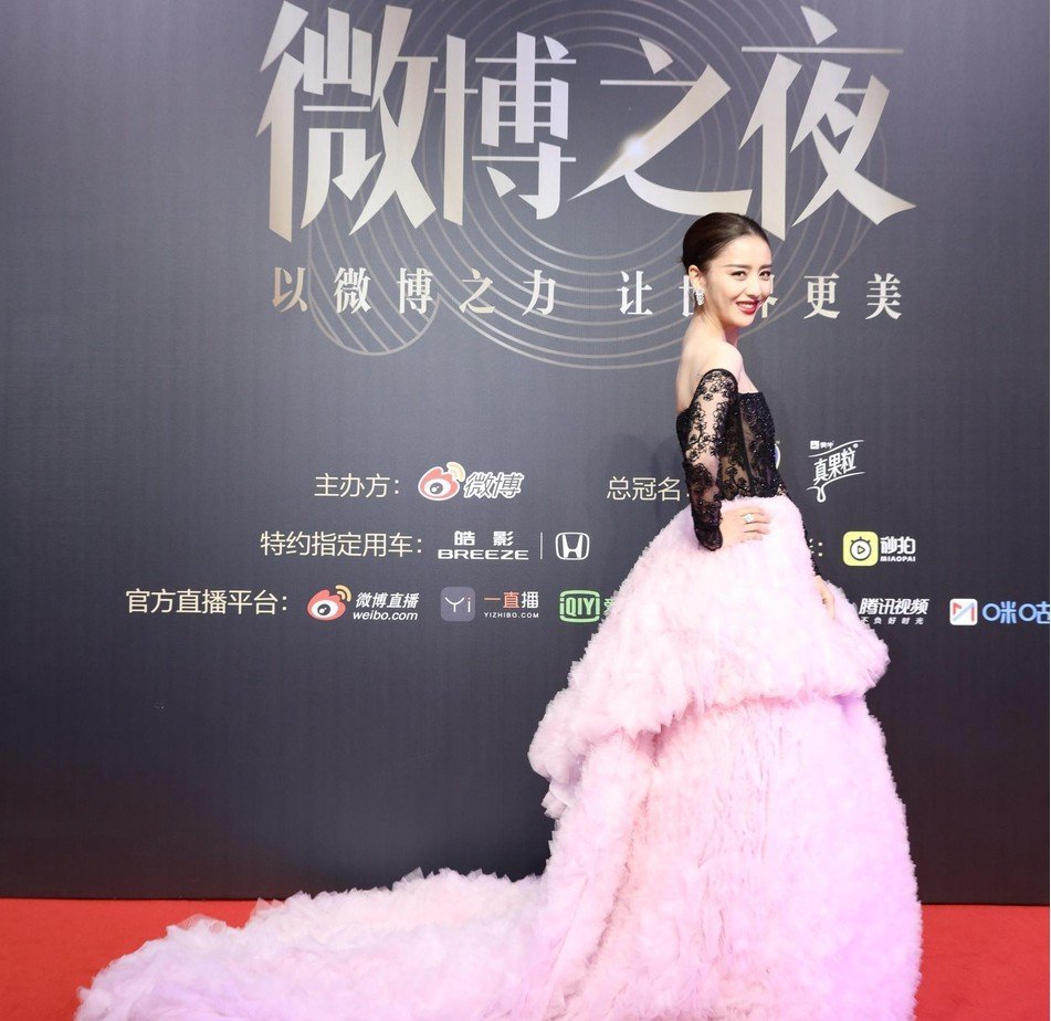 「 刘亦菲」吉娜宋茜PK小蛮腰，佟丽娅比刘亦菲还仙女，杨紫郑爽艳压baby