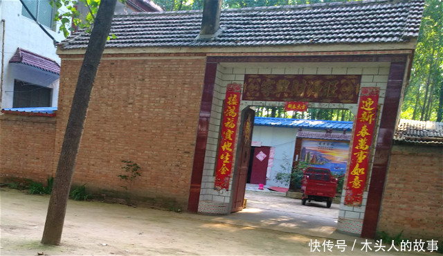 在农村，农民为啥早晨老早起来开大门？有啥说法吗？