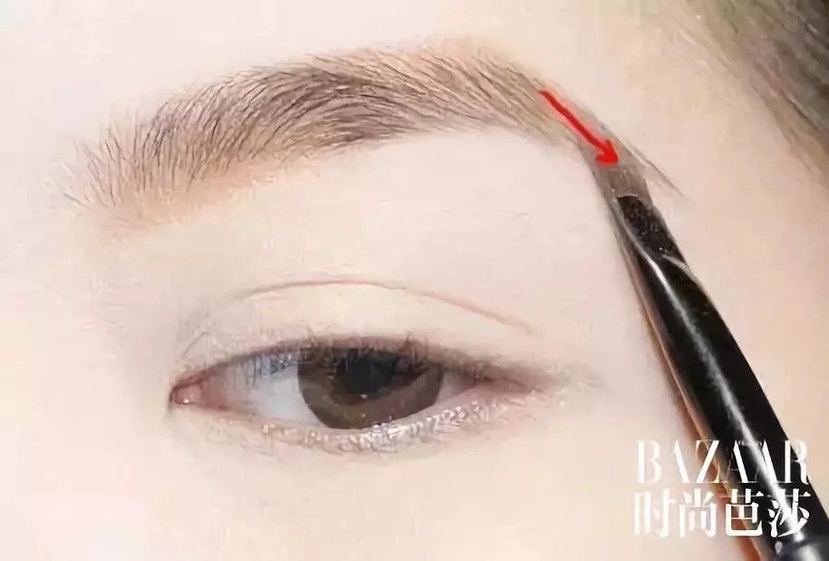 赵丽颖“眉”变!弯月的形状也就让她可萌可女王吧!