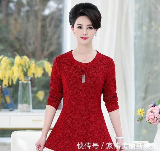  显瘦：天呐！从没见过这么漂亮的“妈妈装”！洋气显瘦，妈妈穿上贼减龄