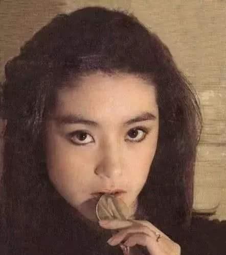 港风造型■想要模仿王祖贤?——那首先要知道“港风美人的精髓到底是什么”