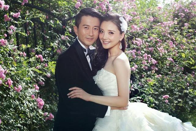 「上线」孝顺女上线!孙茜为家人拔火罐,老父亲后背全是淤青看着就疼