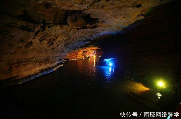 四川新添一座世界级公园! 山水、红叶、冰挂、溶洞每个都惊艳世界