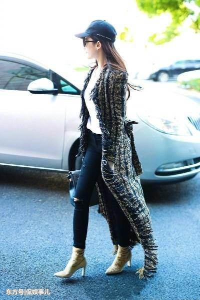 刘亦菲太拼了!为秀好身材不惜暴露大象腿,网友:牛仔裤都撑破了