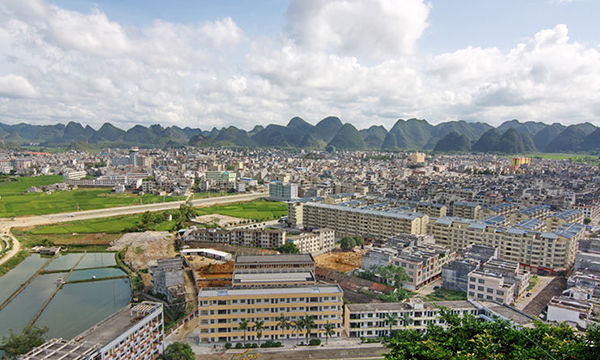 广西这个县级市,被誉为小昆明小桂林,却是国