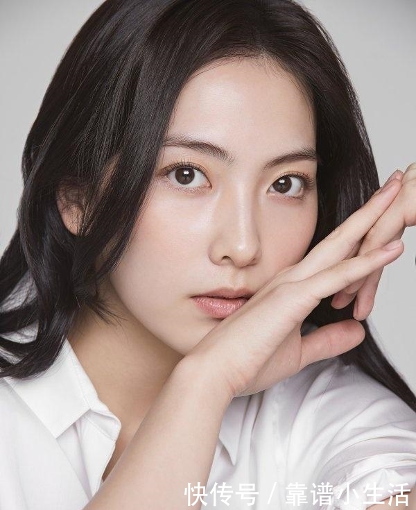  『拍摄』她曾和具荷拉同团，郑秀晶给她应援，新剧当上女主却遇交通事故！