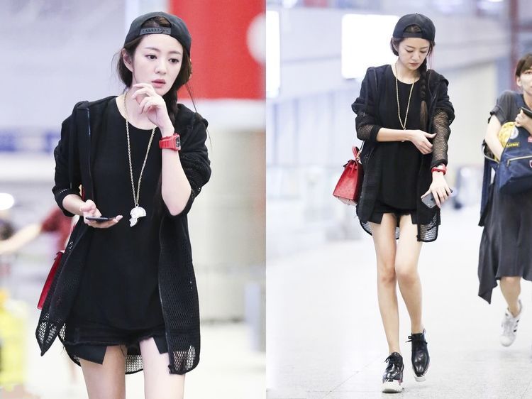 安以轩真敢穿!短裤短到裤袋都反出来了,网友:看得我好尴尬!