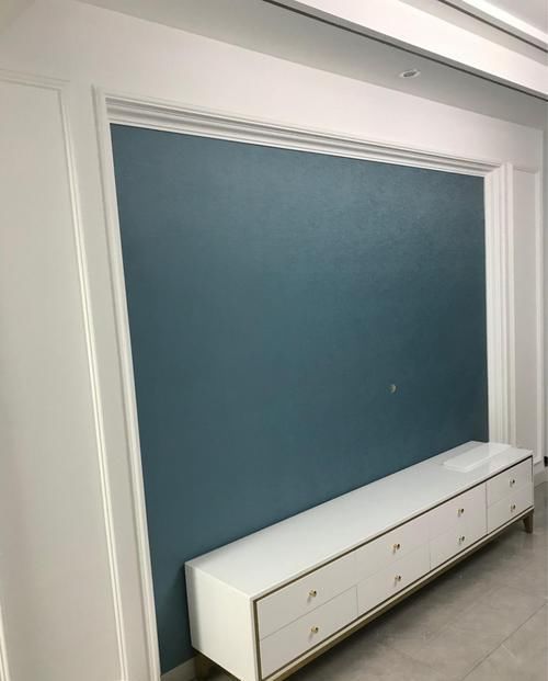  【电视】三个月完工，家具进场就很漂亮，全屋定制柜子很喜欢，很期待入住