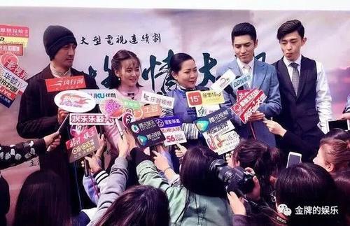 邓伦成名前群访无人理，成名之后却主动把C位让给了罗云熙