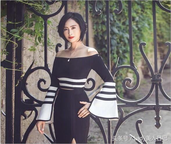 朱茵近态丰腴，一袭半身裙重回当年风韵，网友:周星驰会后悔吗?