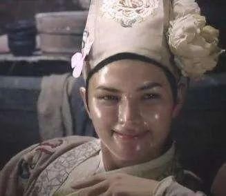  爆款■跟风买的爆款彩妆，你踩坑了几个？