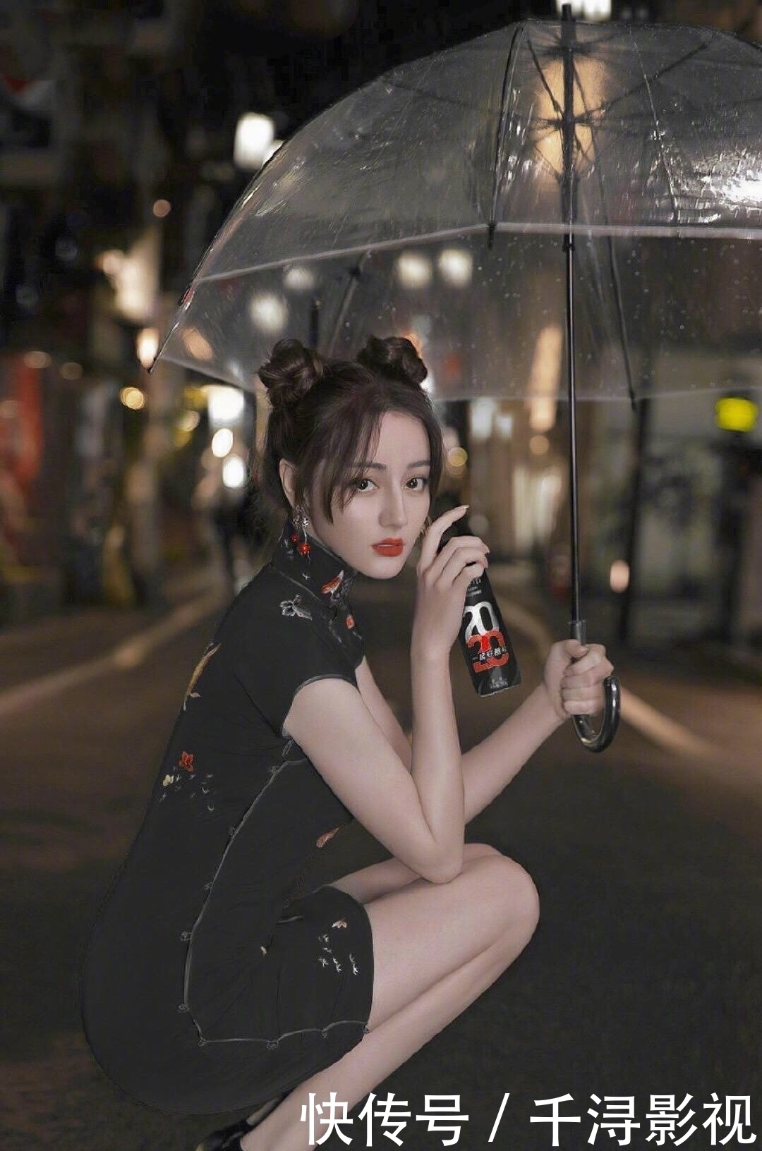  #迪丽热巴#别再扎马尾了，今年最火“双丸子头”热巴都在扎，简直好看到犯规
