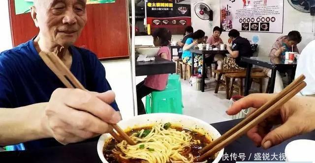  #拖累#重庆，你还要被网红拖累多久