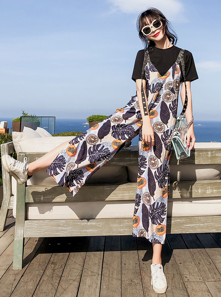 穿连体裤上厕所太麻烦了?看完下面女人穿的哪怕全脱光也要买