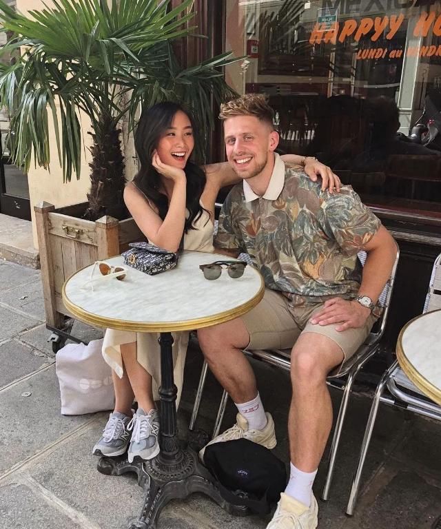 运动鞋■腿粗身高158cm，却靠穿搭增高10cm+！轻熟风的样板教材来了！，史上最省钱亚裔博主