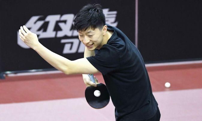 『腰部』国乒众将回答三个问题!刘诗雯对自己腰部最满意,孙颖莎活泼可爱