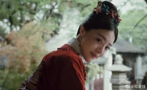 大明风华邓家佳演的角色