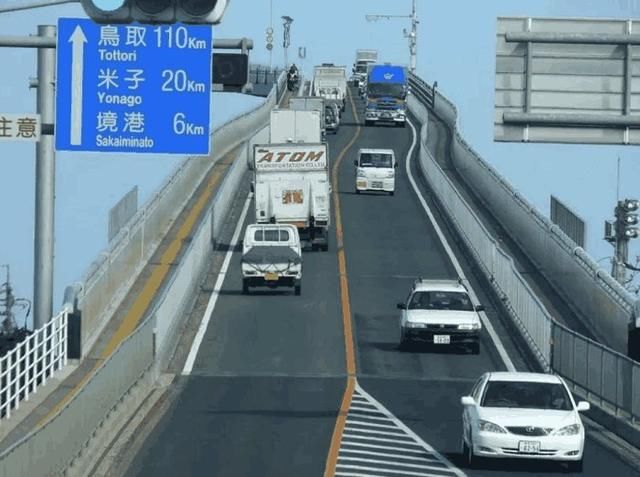 无数“手动挡”老司机都不敢上的桥，能让新手开到怀疑人生！