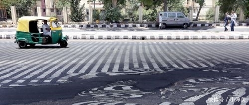 魔鬼50度！印度高温逼出偷水贼，路都化了，当地人：从没见过！