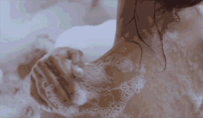 你沐浴后的味道，根本让人把持不住!留香24小时，比喷了大牌香水