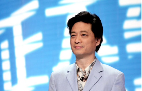 离开央视后的崔永元曾拒绝2亿封口费被封杀,现