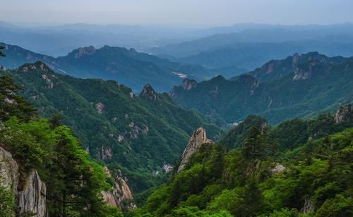 河南最低调的山峰，风光堪比华山和黄山，还是天下“刘”姓发源地