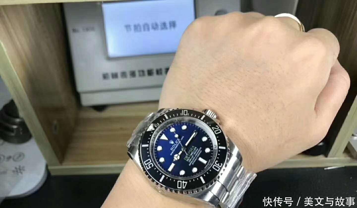  『水鬼』百年修得同船渡，千年修得神同步，盘点劳力士外观相似的腕表