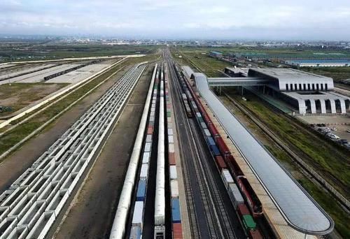  [技术员]为啥中国高铁是全世界第一, 国产车却总垫底? 国产车技