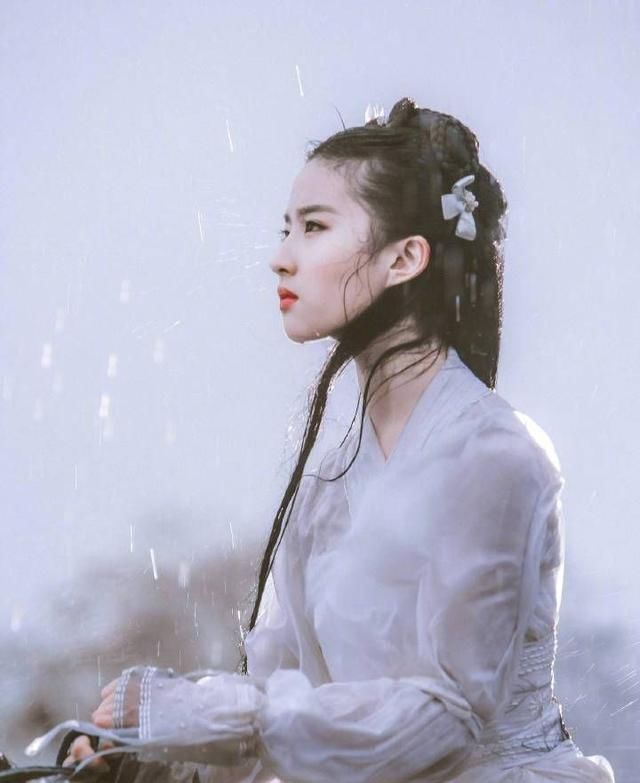 『刘亦菲』刘亦菲有哪些神图, 从小到大美的惊艳