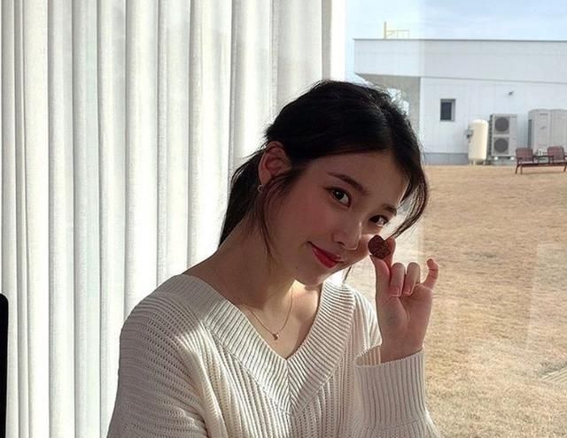  【适合】为什么我不适合把头发放下来,而是扎马尾反而好看?头发放下来感觉...