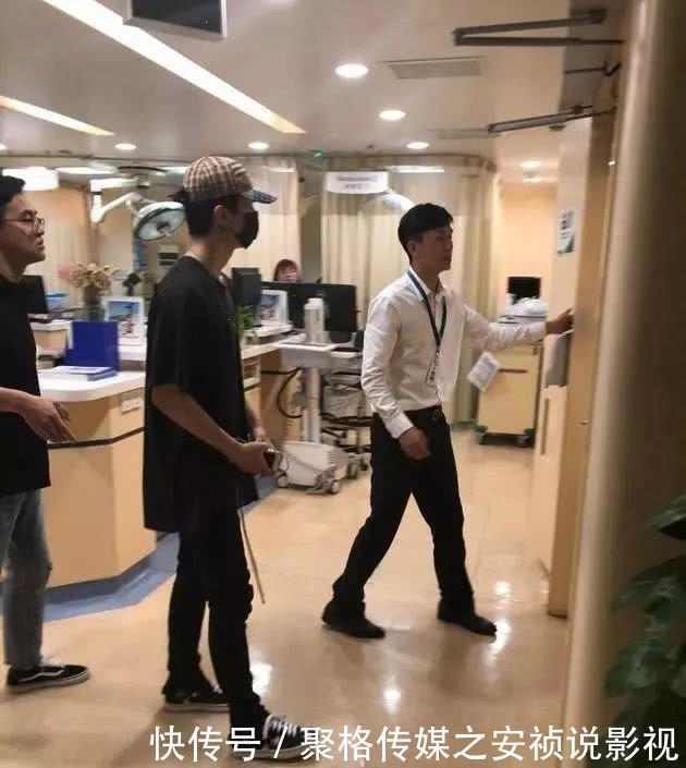 范丞丞被疑耍大牌，助理被辞退，粉丝列出罪状，要求维权！