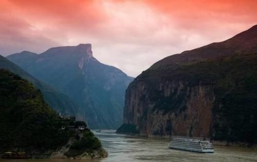  古书@同样都是水，为何长江叫“江”，黄河却叫“河”？看完涨见