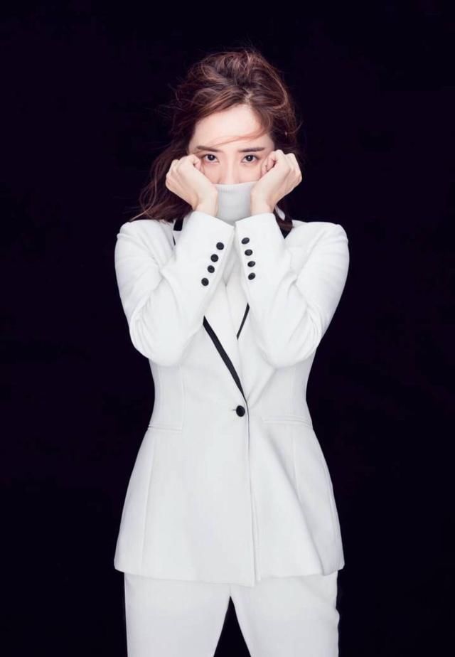 王智西装穿的为什么这么美，我是不是剁手了假西装？