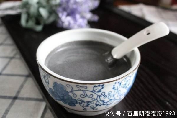 做法■黑芝麻糊别再出去买了,自己在家也能做,做法简单,比买的还香浓