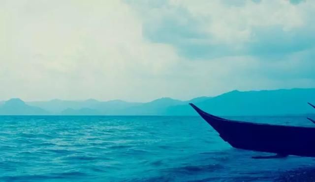 比泸沽湖还要美，这个隐藏在云南秘境的“玻璃湖”终于被人发现了