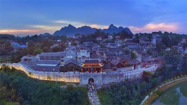 贵州值得一去的古镇：距今600多年，建筑风格独特，全程没套路
