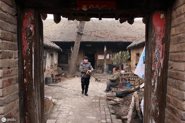  谚语|农村老话说：“人穷断六亲”，哪六亲，农村就这么现实吗？