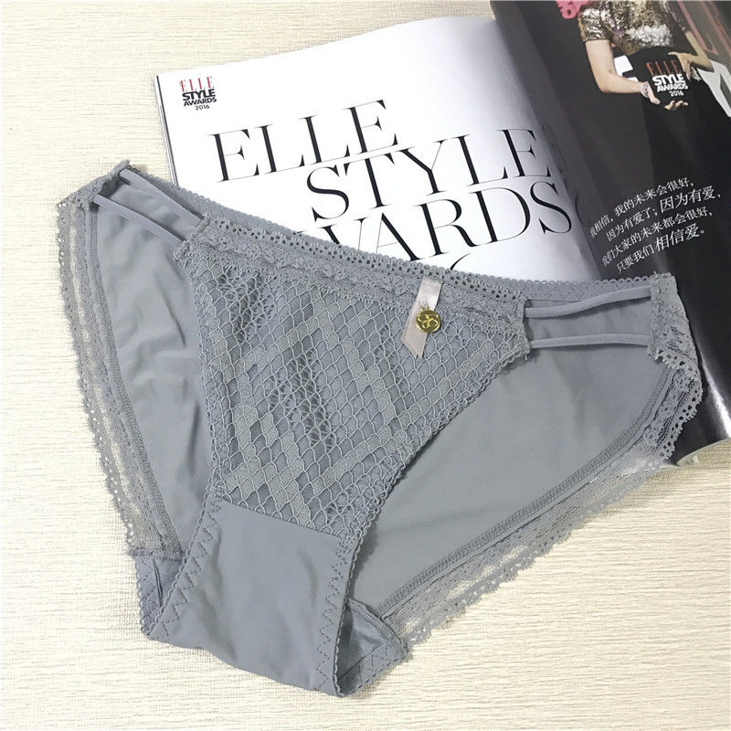 越来越多女人不穿三角裤，看看下面怎么穿的，清凉又迷人