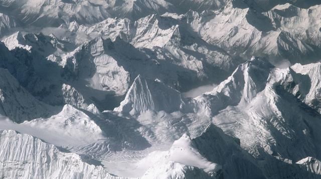 航拍西藏！高空镜头下的西藏震撼风光