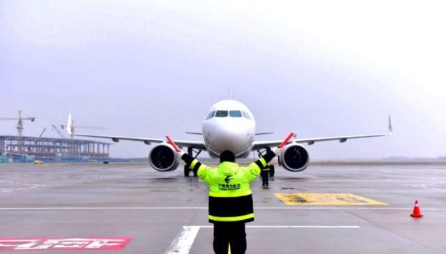 世界上“最短”的航班，从起飞到降落最快47秒，网友：有钱！