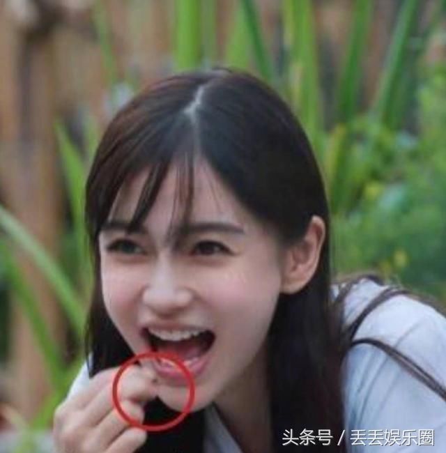 baby假吃玩手机被质疑，真相原来是这样，粉丝：“黑”的有点过了