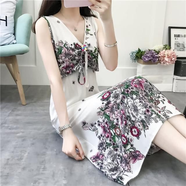 发现一种“棉绸裙”，比真丝还洋气舒服!老婆穿了显高显瘦显白嫩