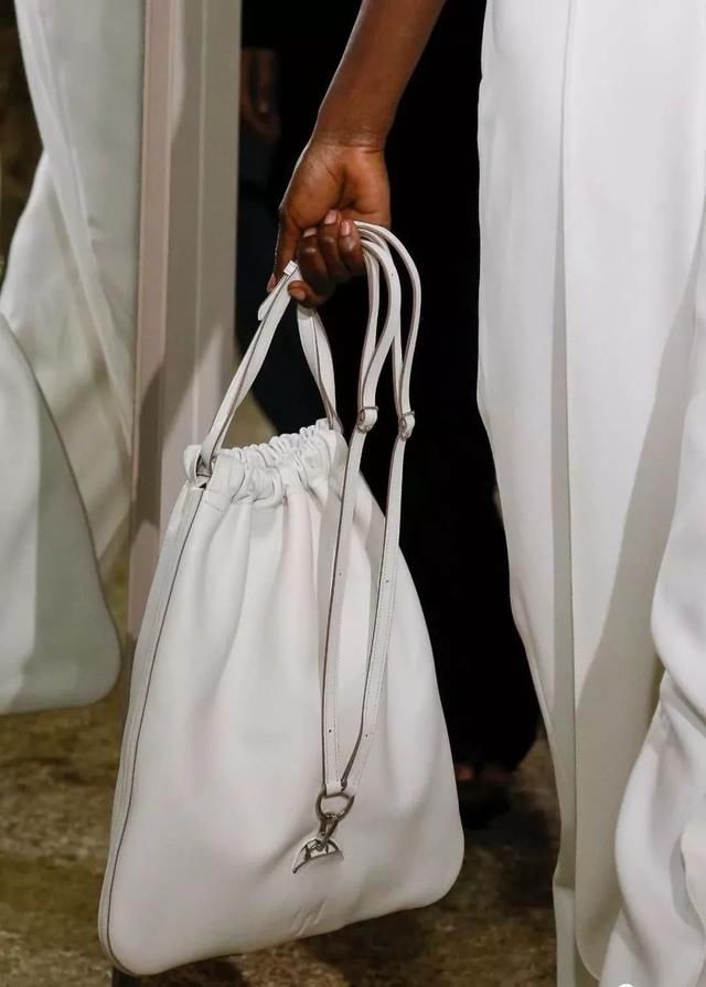 Maison Margiela专治时尚网瘾综合症 Viktor&amp;Rolf 25周年回顾