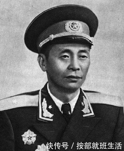 新中国将帅第一人授衔少将却自愿回故乡务农29年，遗言令人落泪