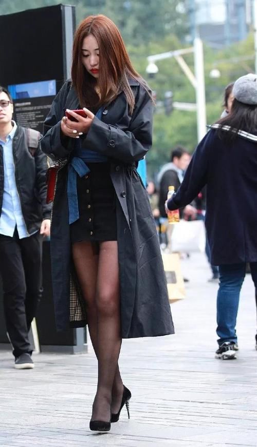  【气质】女生搭配高跟鞋，展现出优雅又自然的气质