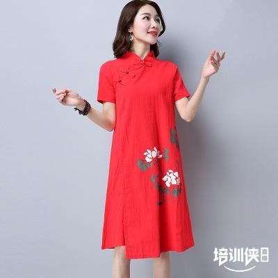 女人再穷也别一年四季乱穿搭，试下时下流行的连衣裙，便宜显洋气