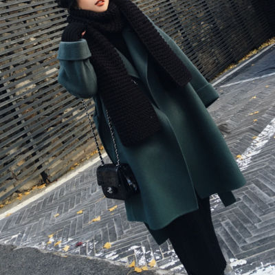 别再买羽绒服了，又贵又土!今年流行双面绒大衣，保暖又便宜