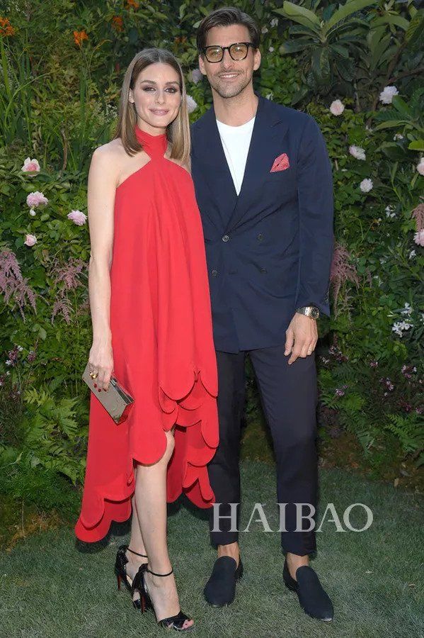 会穿| 百搭款穿出摩登范，爱穿高街品牌的名媛真接地气!