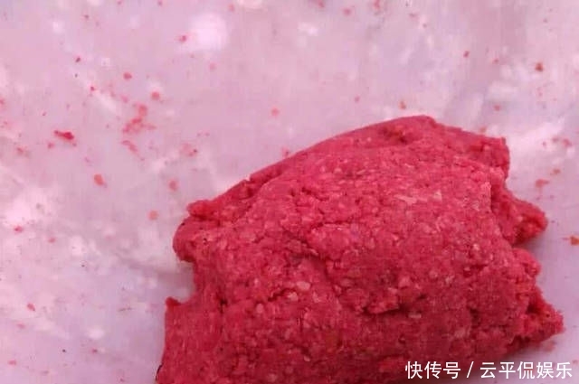  不折不扣：垂钓长江边，不折不扣的当了回“白条杀手”